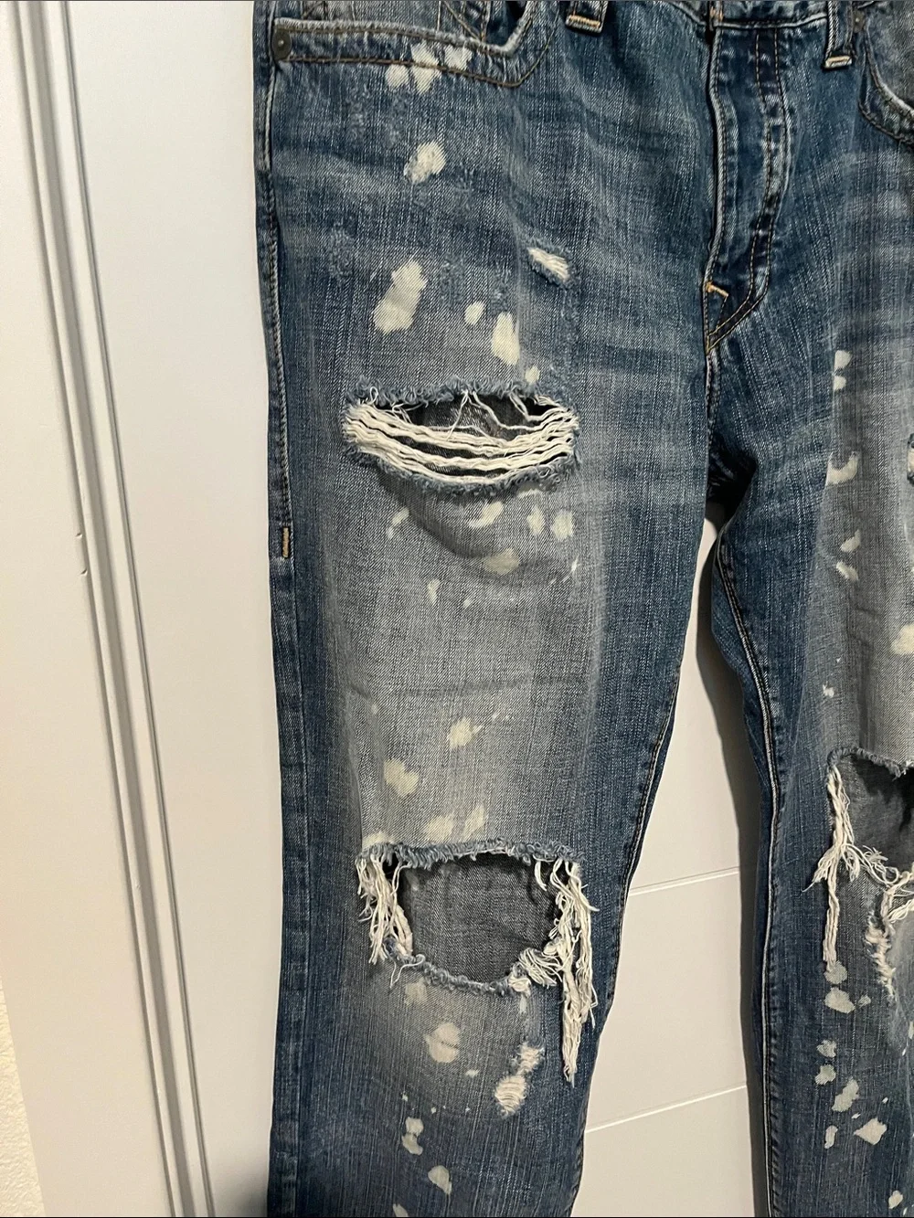 True Religion Rocco No Flap Factory Distressed Holes Bleach Splatter Rip Jeans
